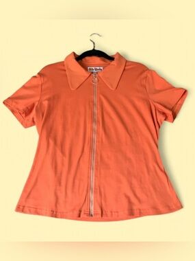 NWOT~The Chain Designs Orange 1970’s Inspired Jagger Top, Full Zip, Retro